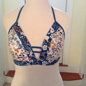 Multi print bathing suit top size Large